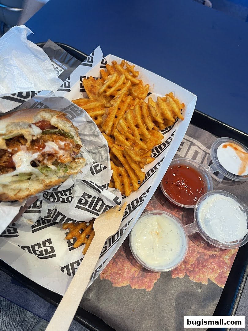 SIDES: Burger, Fries & Dips!