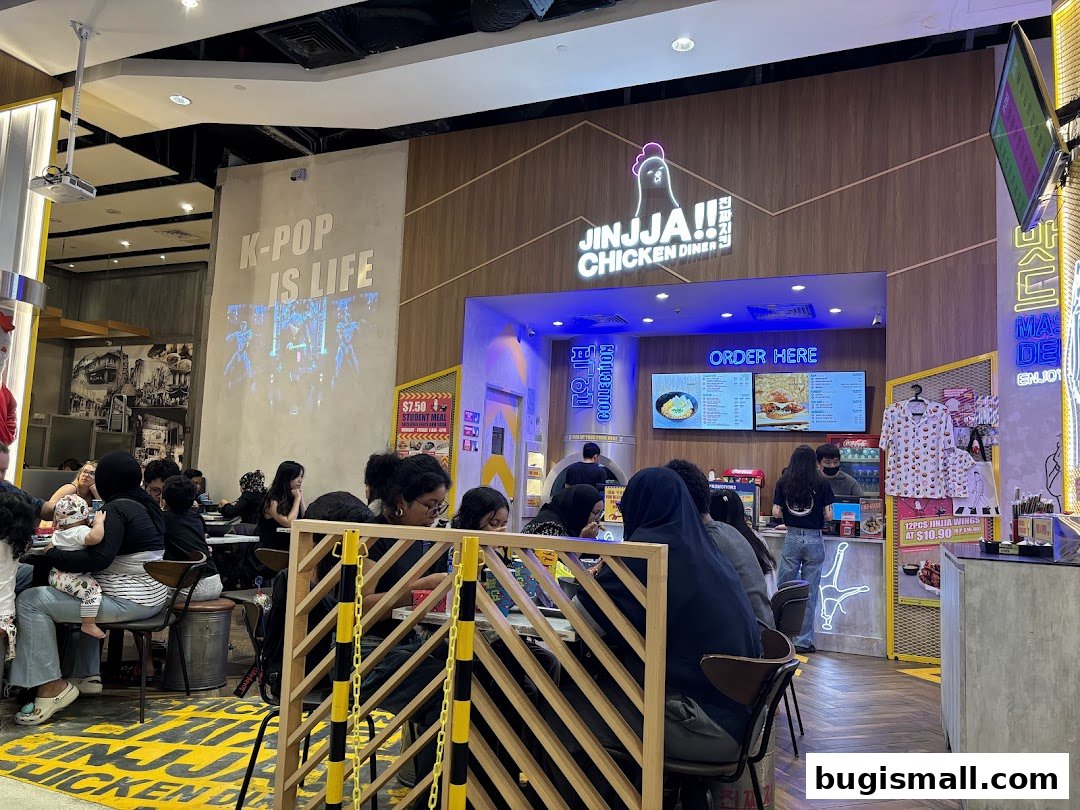 JINJJA Chicken Diner: K-Pop Vibes & Delicious Fried Chicken!