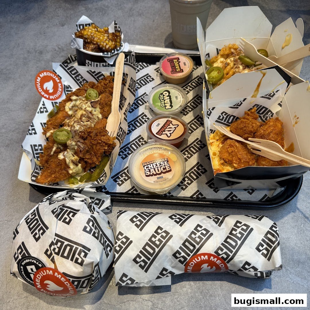 SIDES: Delicious Fried Chicken & Sides!