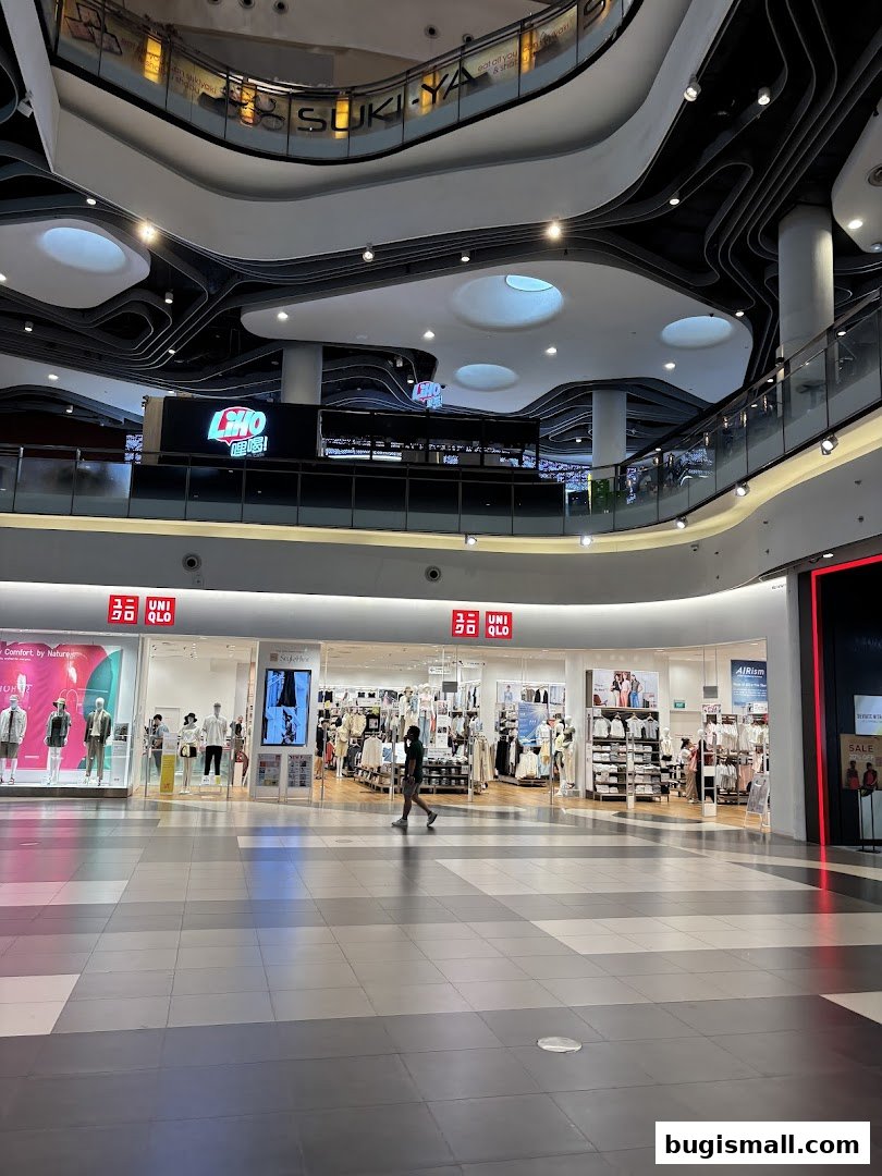 UNIQLO Bugis: Your Style Destination