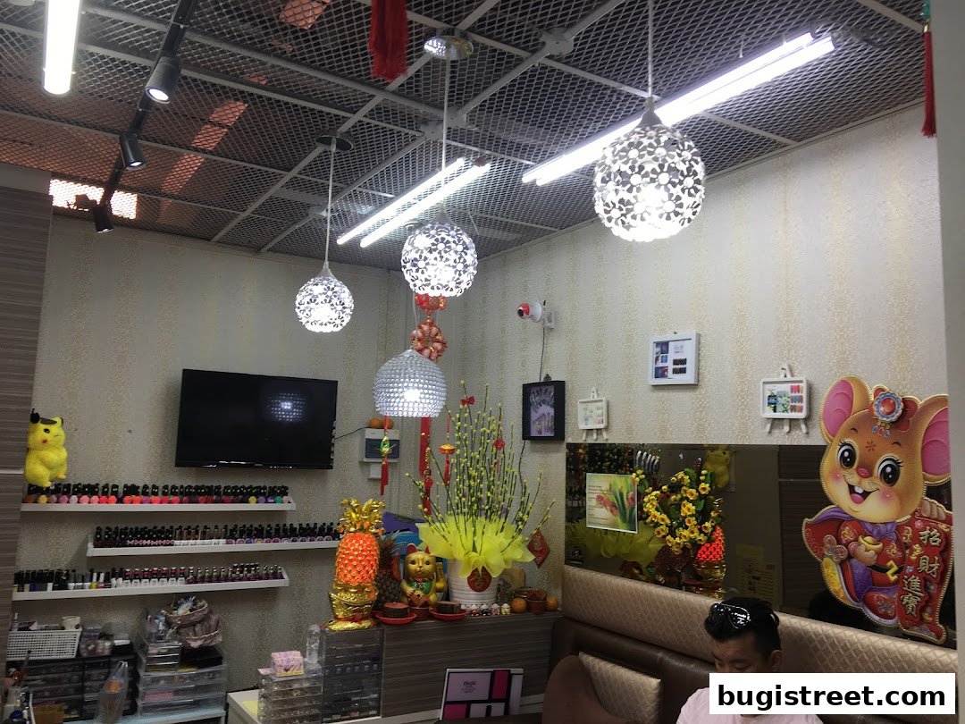 Tulips Nails Spa: Relax and Rejuvenate Your Nails