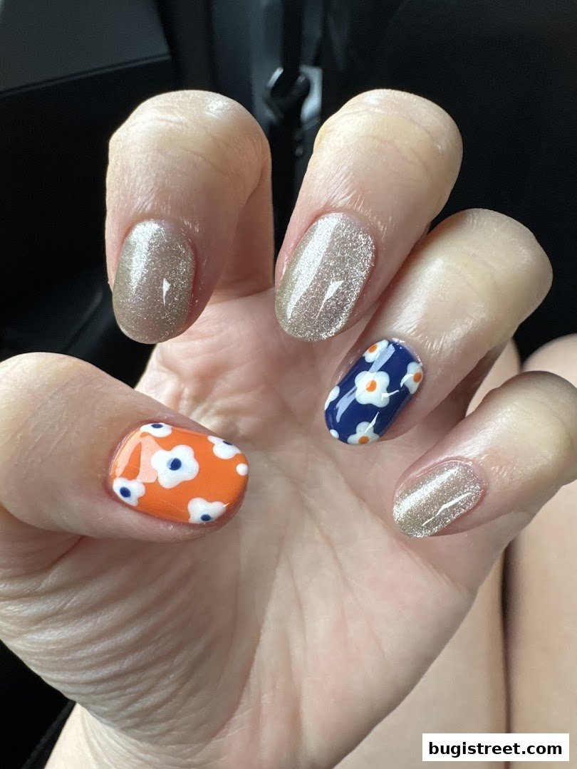 D JEWEL NAILS: Stunning Floral & Glitter Nail Art