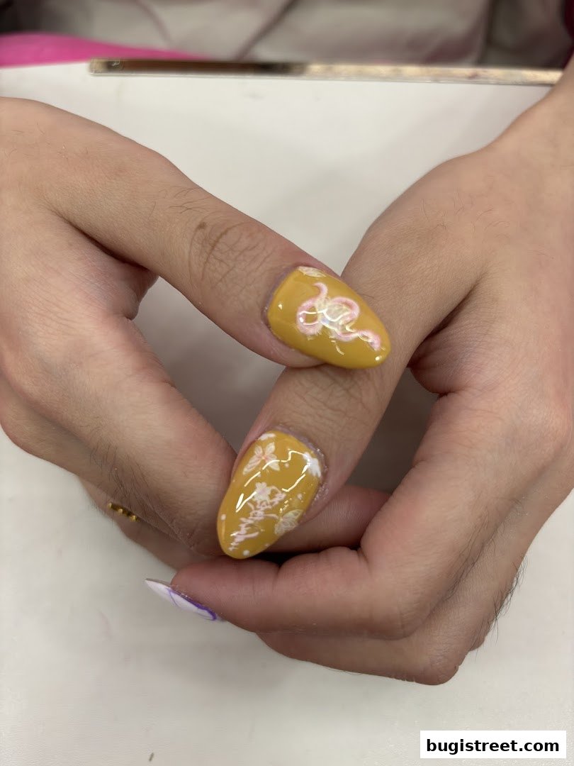 D JEWEL NAILS: Stunning Nail Art Creations
