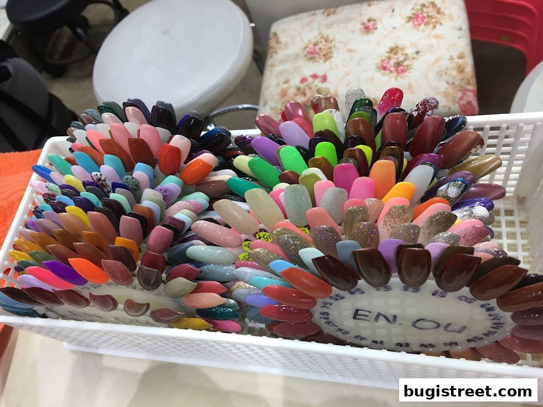 Explore a Spectrum of Nail Colors!