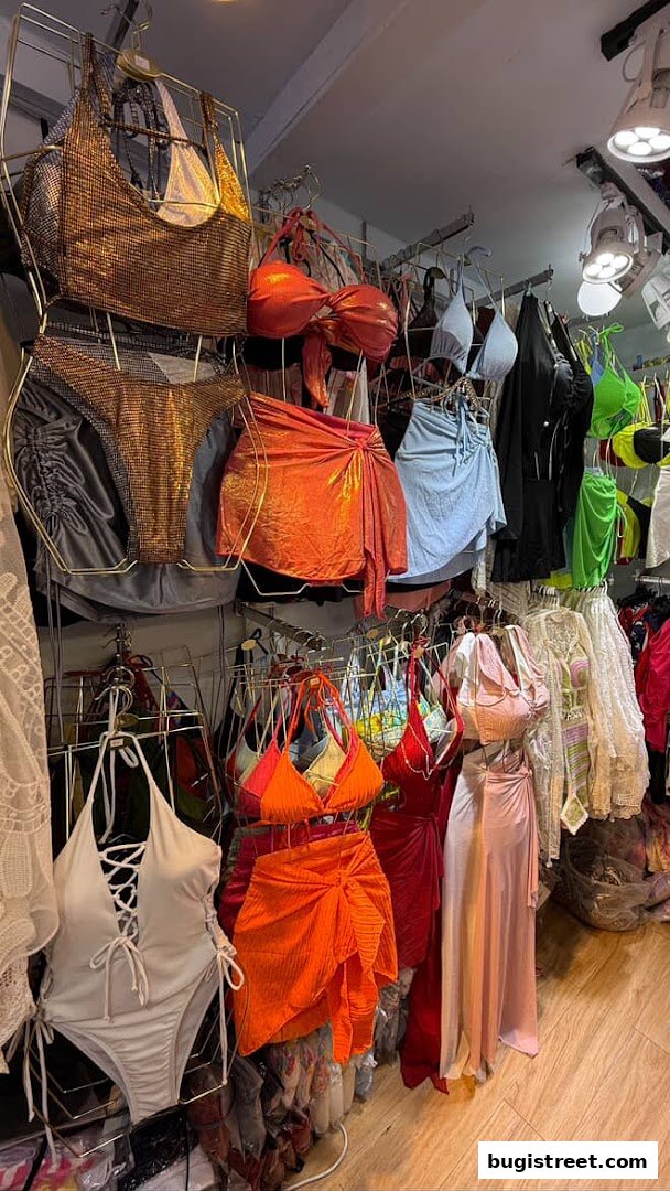 Fabulous Girl: Chic Swimwear & Beachwear Collection