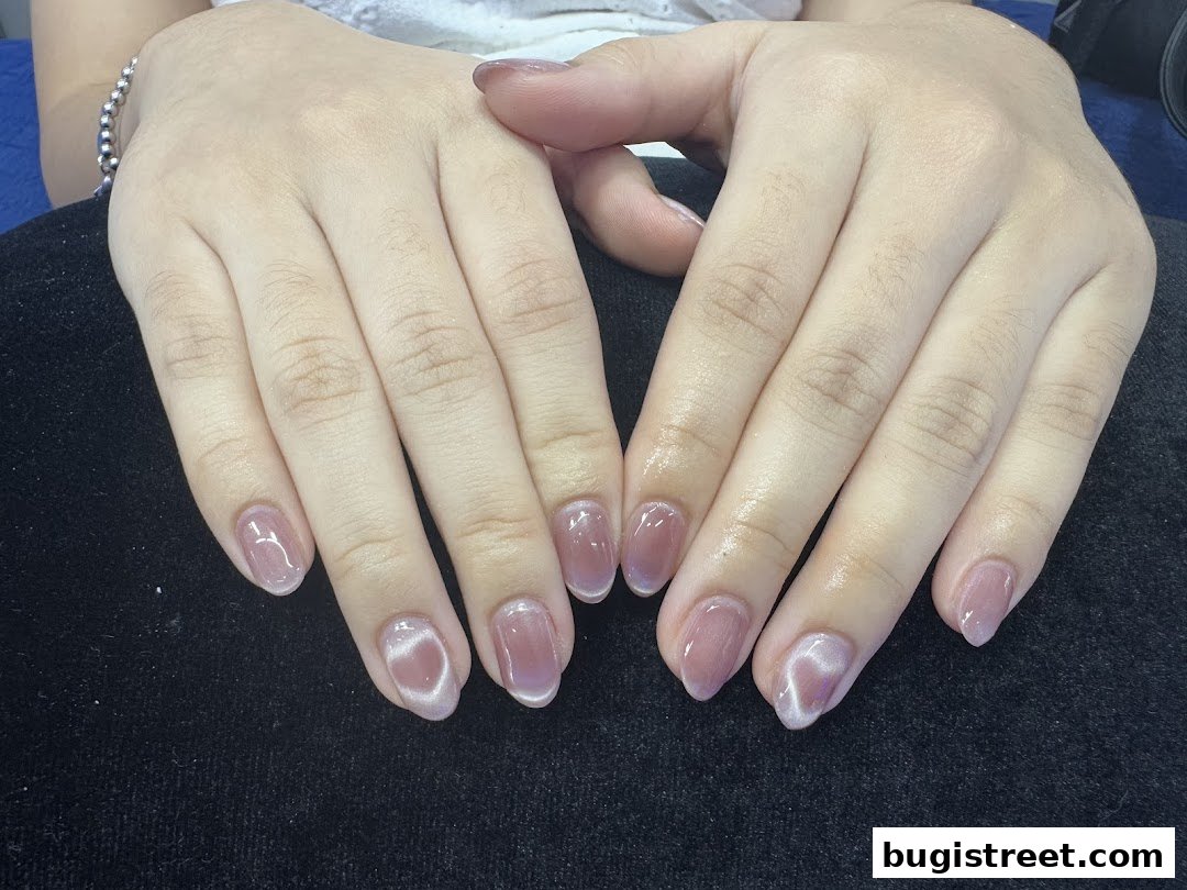 D JEWEL NAILS