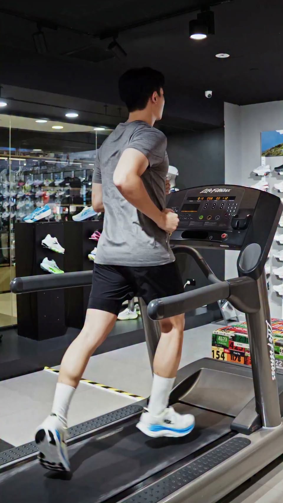 Running Lab at Bugis Junction Powers Your Running Era