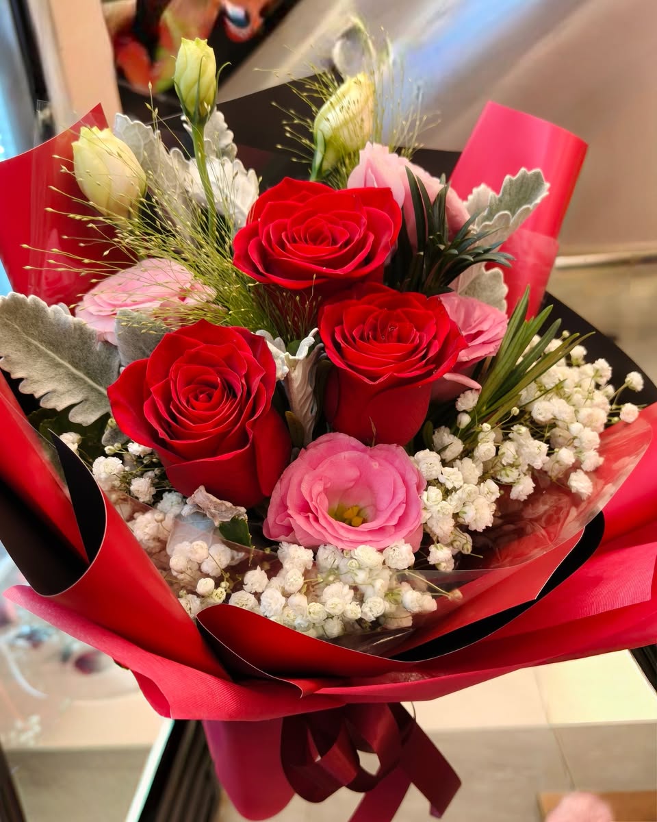 Valentine's Day Flowers at Raffles Florist Singapore