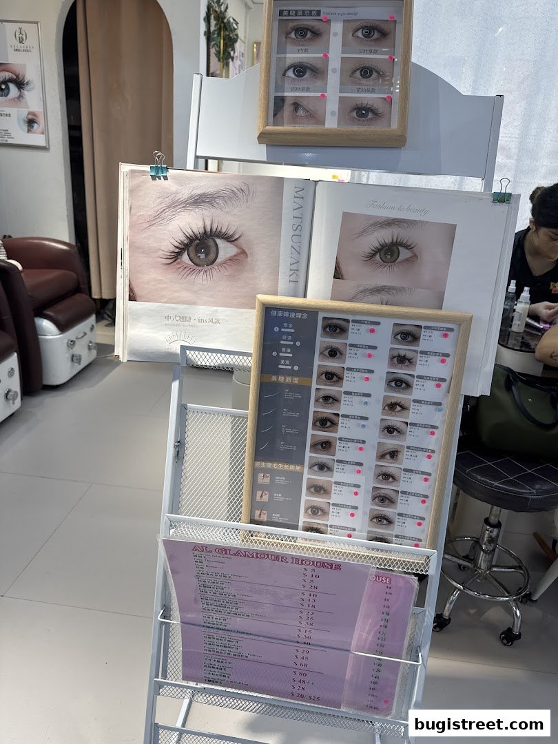 Al Glamour House: Eyelash Extensions & Beauty Services