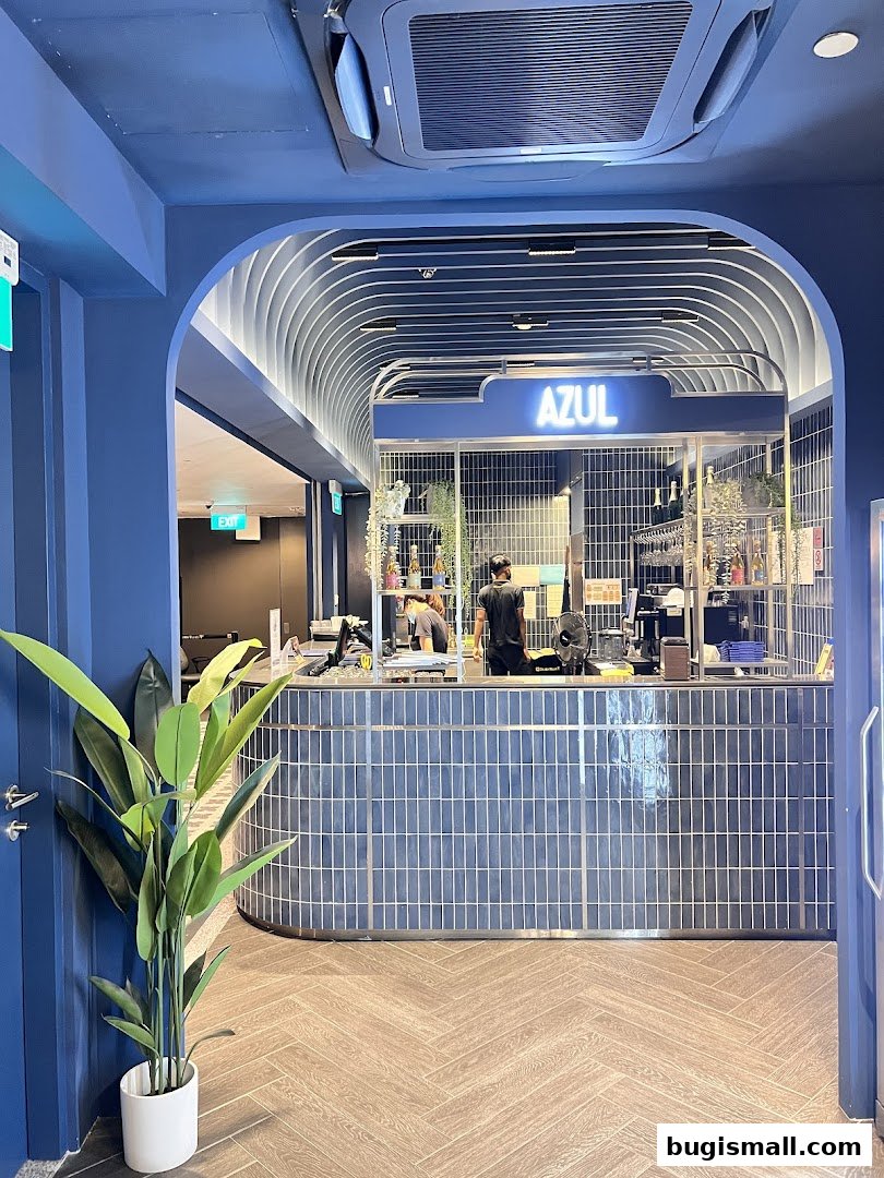 AZUL GV Bugis: Stylish Interior & Welcoming Ambiance