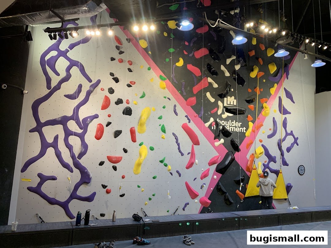 Boulder Movement: Climb Your Limits!