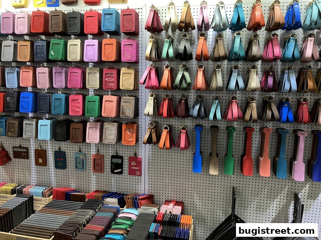 Boutique Accessories
