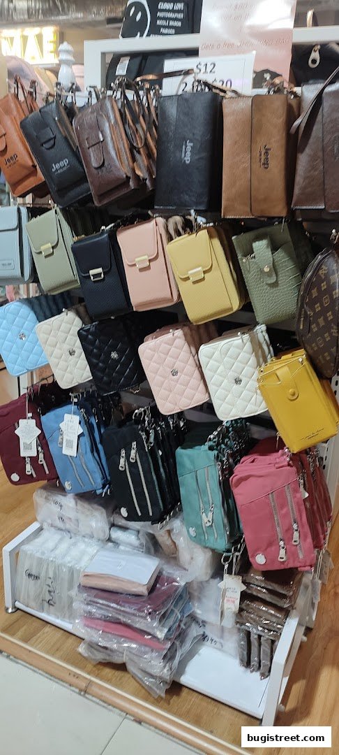 Chic Handbags & Wallets for Every Style
