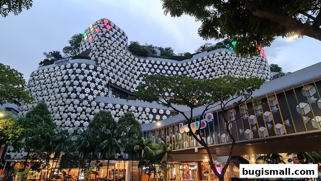 Discover CapitaMalls Asia Limited - Bugis!
