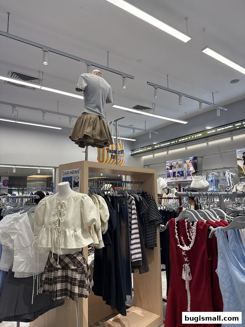 Discover Chic Fashion at Cara Club