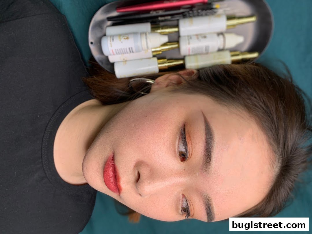 Enhance Your Beauty: Nails, Lashes & More!