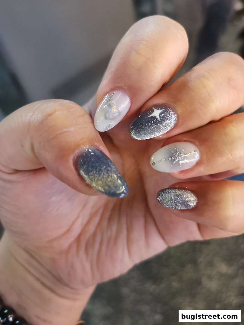 Stunning Nail Art & Eyelash Extensions