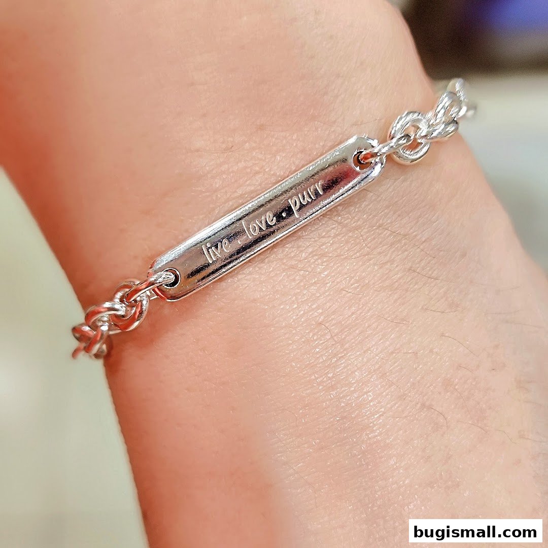 Charming 'Live Love Purr' Bracelet from Couple Lab