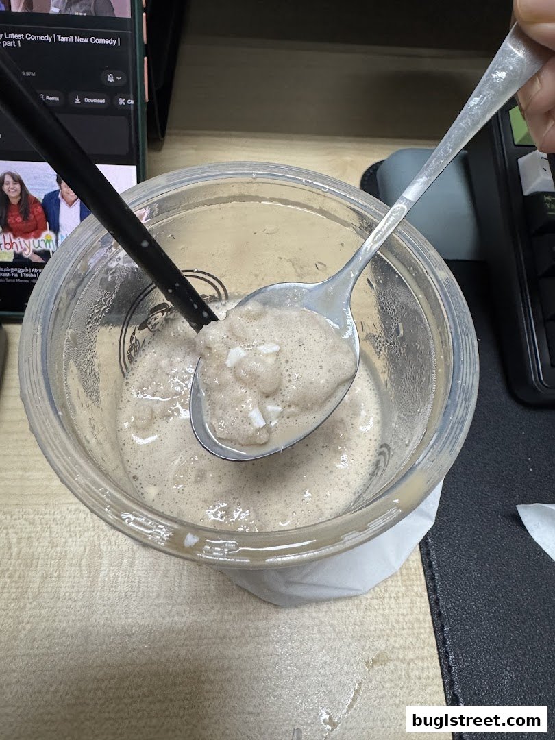 Indulge in Farm Coffee's Creamy Delights!