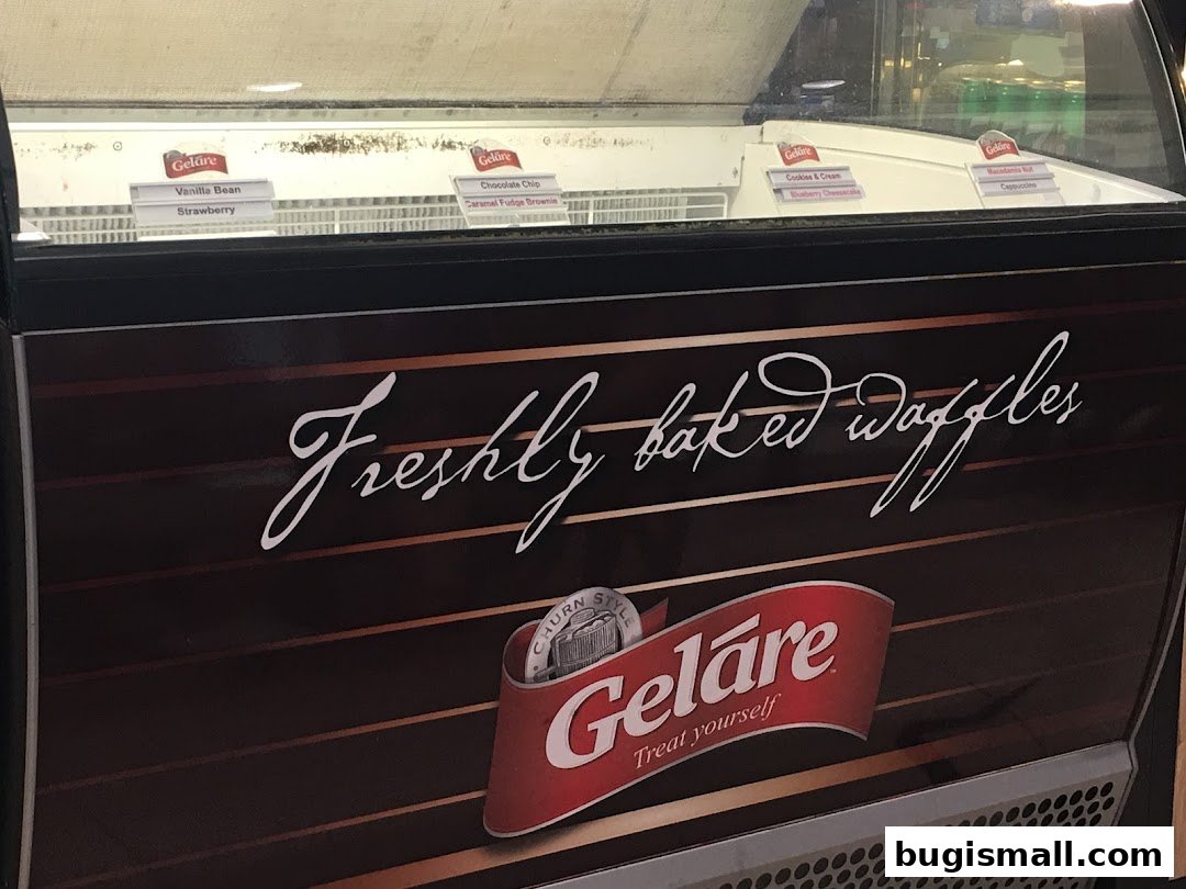 Geláre: Indulge in Freshly Baked Waffles & Ice Cream!