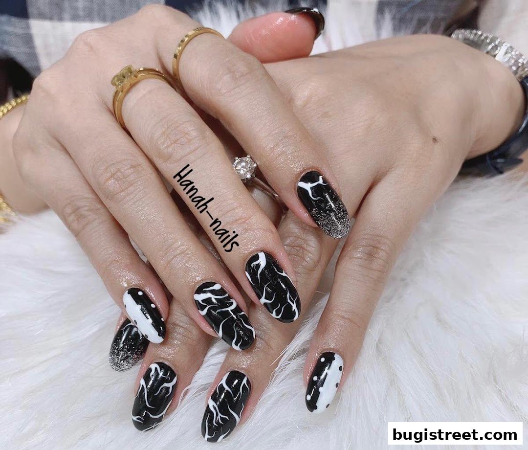 Stunning Nail Art by Hanah Nails