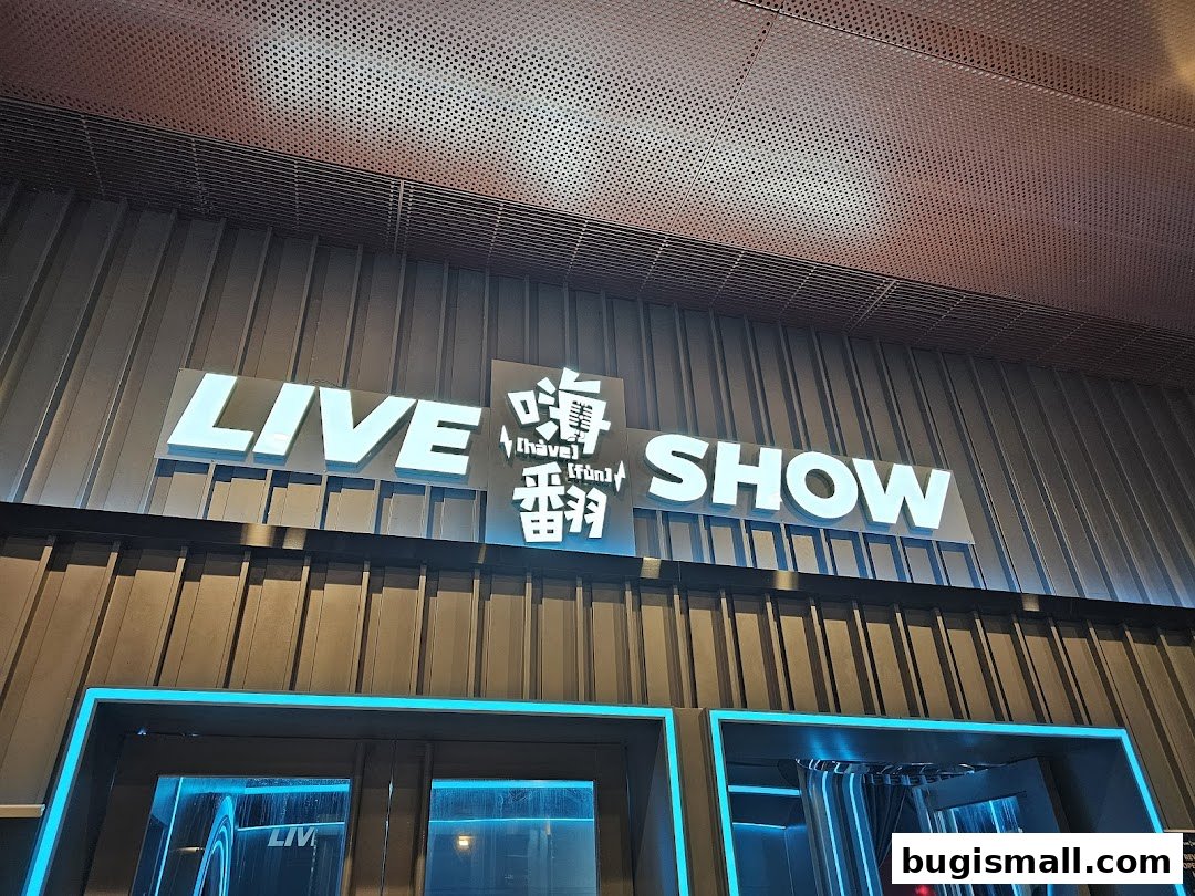 HaveFun Live Show Bugis