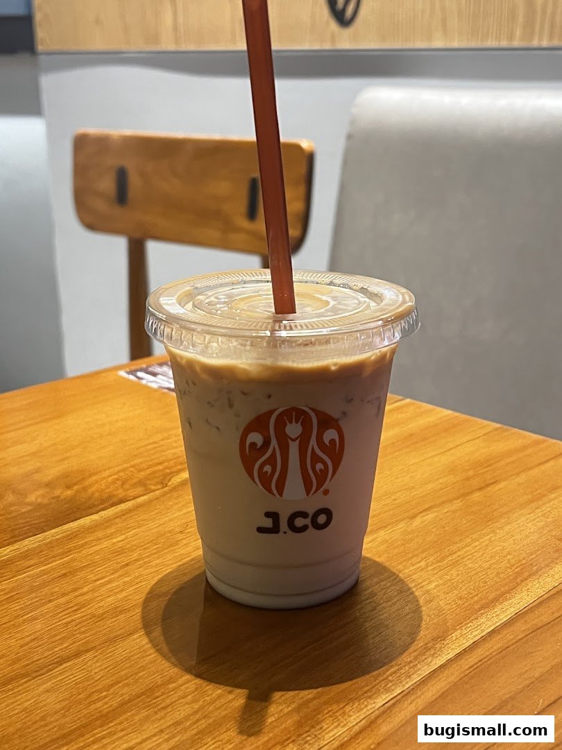 J.CO Coffee: Refreshing Iced Coffee Treat!
