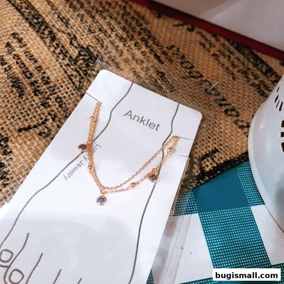 Elegant Anklets for Your Summer Style