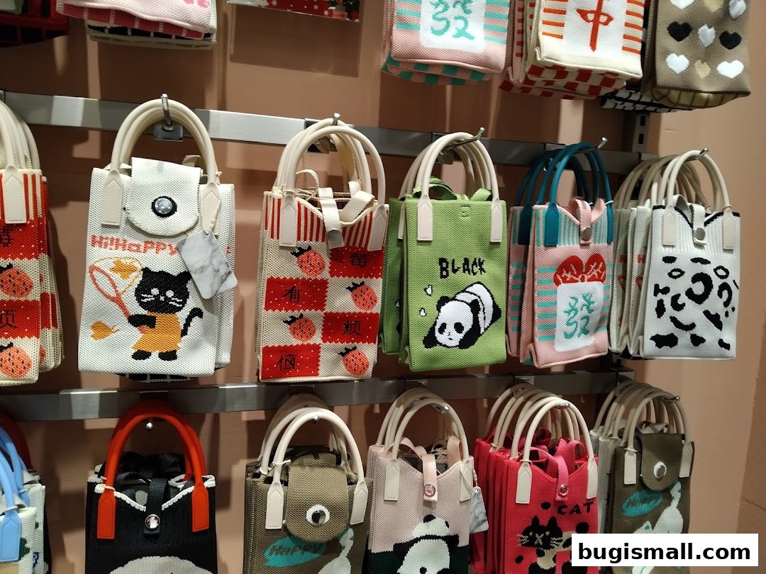 Charming Knitted Bags for Every Style