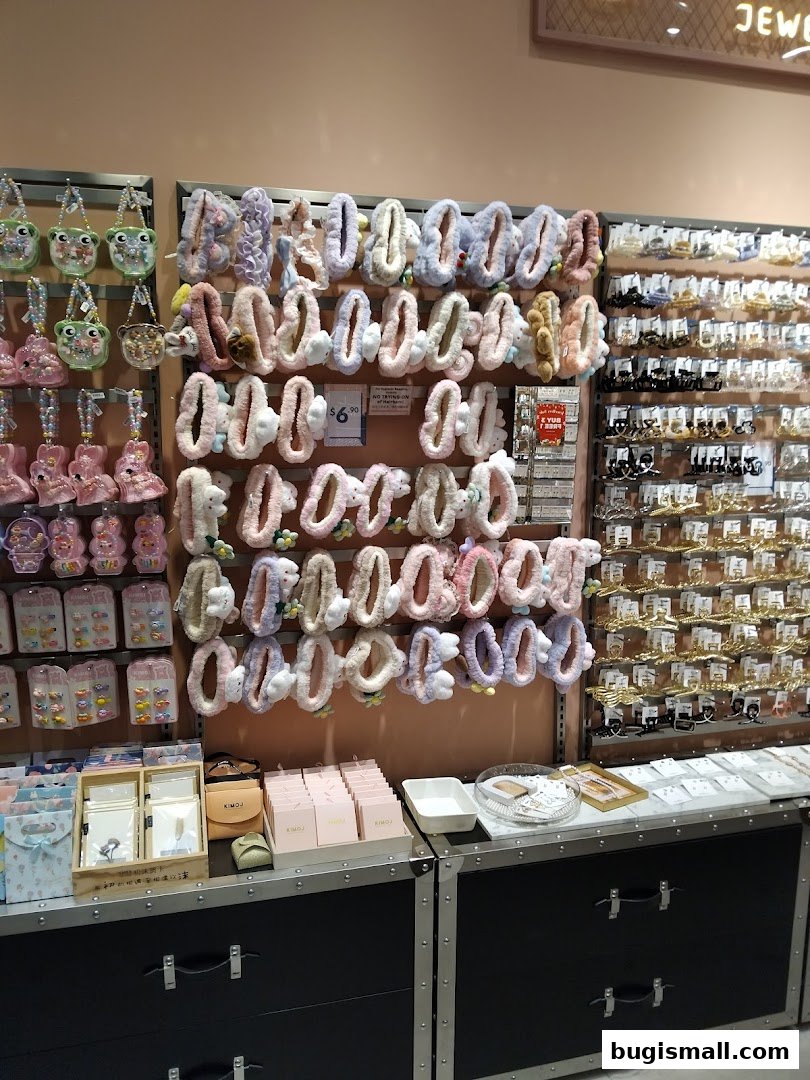 KIMOJ: Adorable Accessories for Every Style!