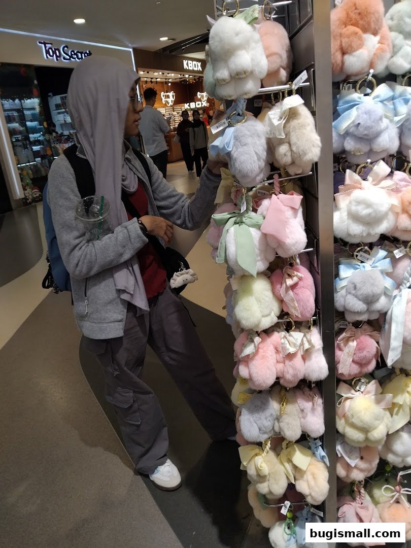 Adorable Fluffy Bunny Keychains!