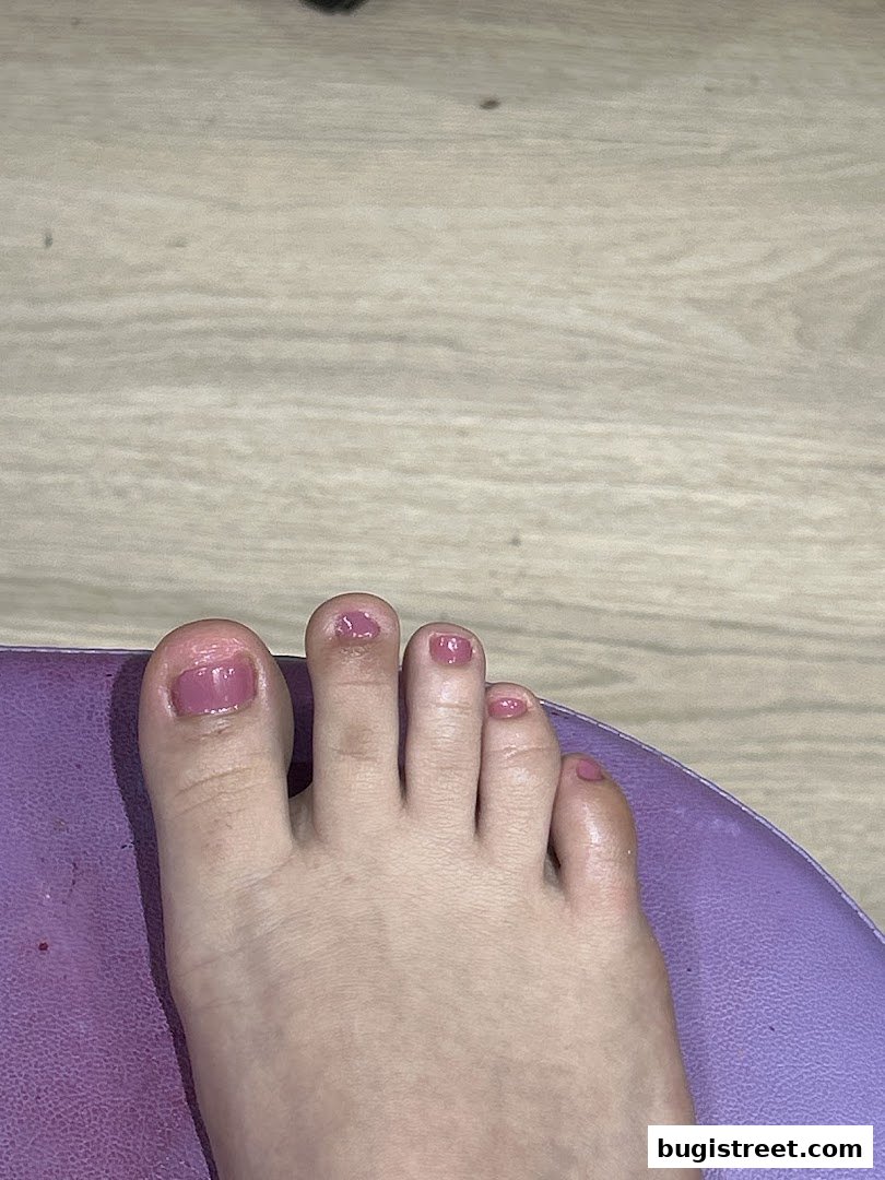 Get Beautifully Polished Toes at Lavender Nails!