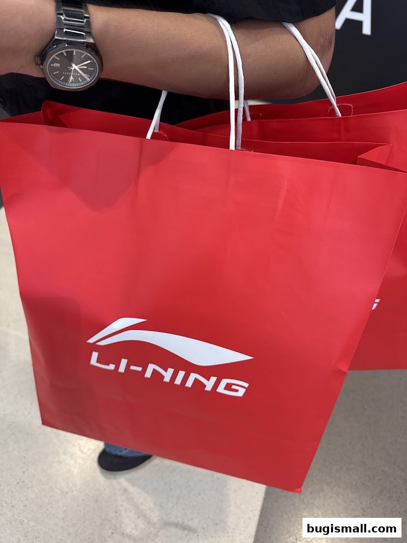 Li-Ning Shopping Bags - Carry Your Style!