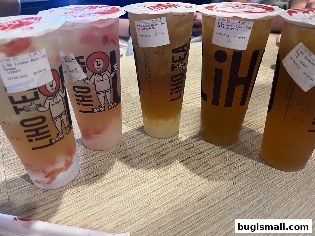 Refreshing Bubble Teas from LiHO TEA!