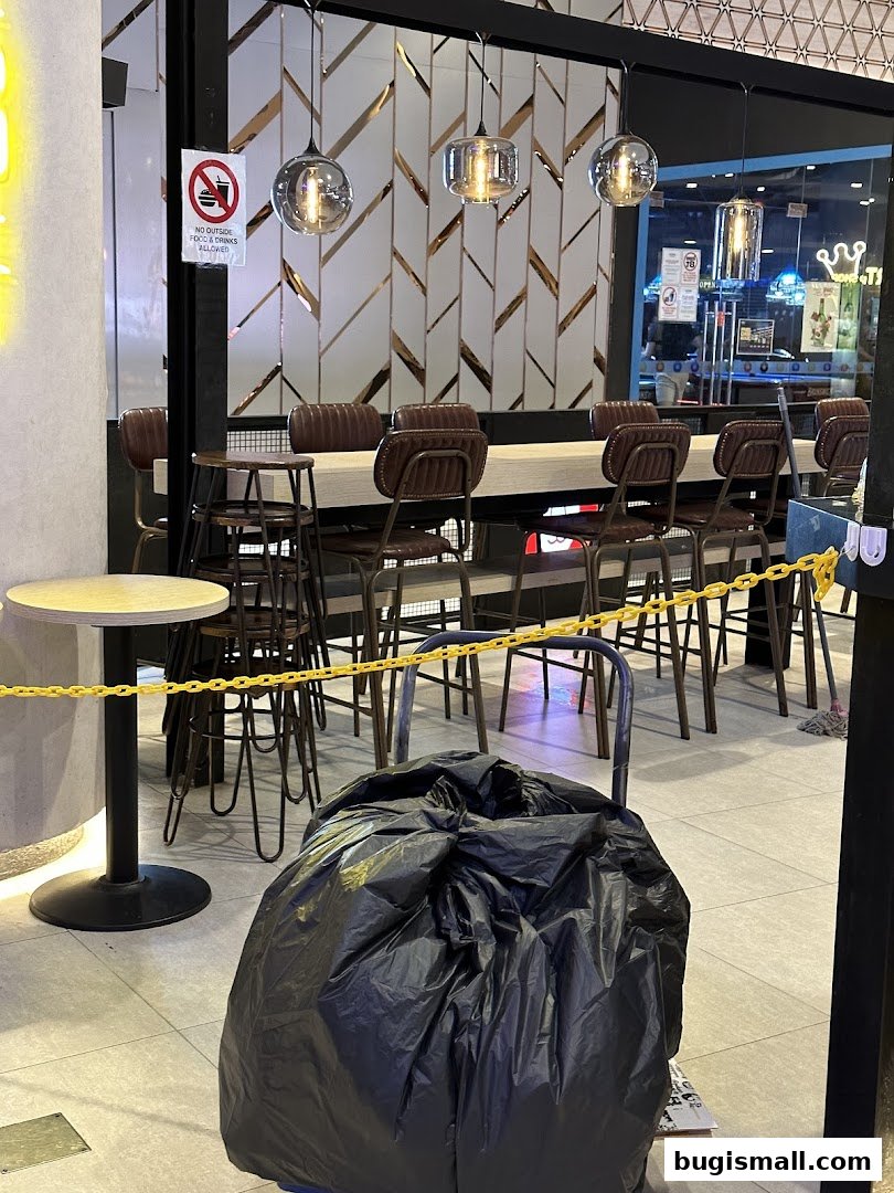 Stylish Seating at LiHO TEA Bugis