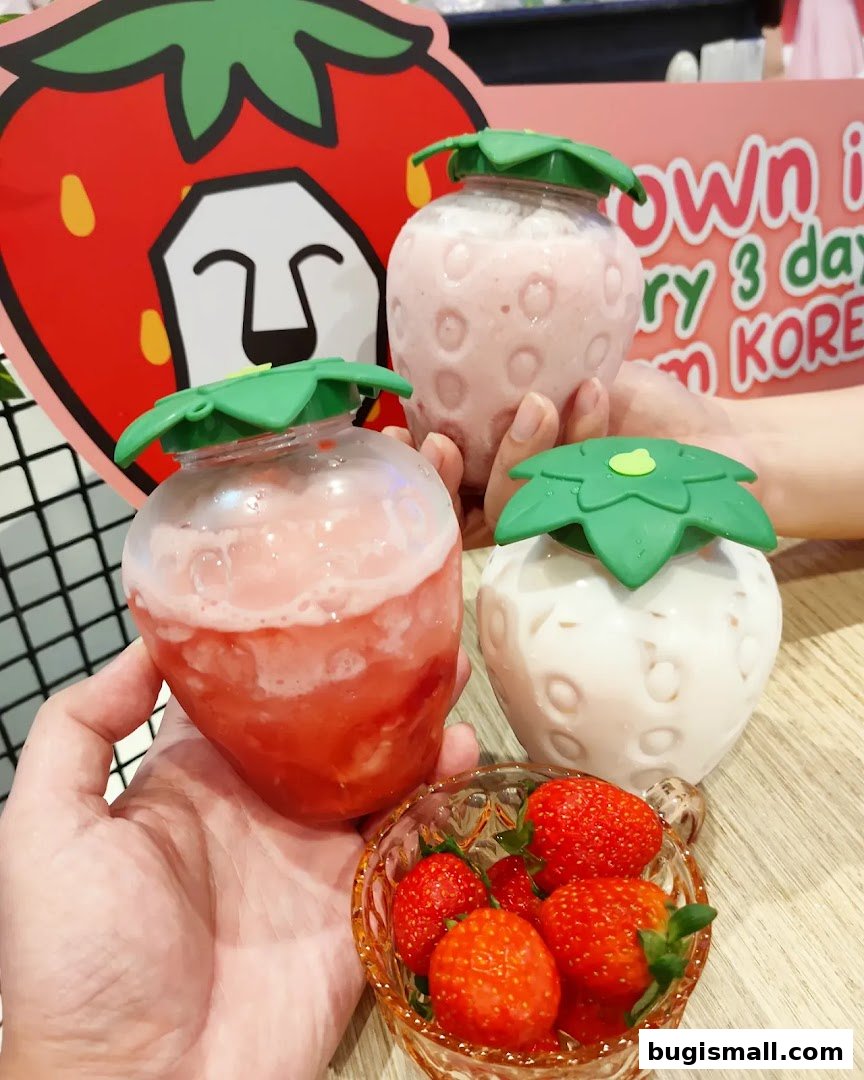 Sip on Sweetness: LiHO TEA's Strawberry Delights!