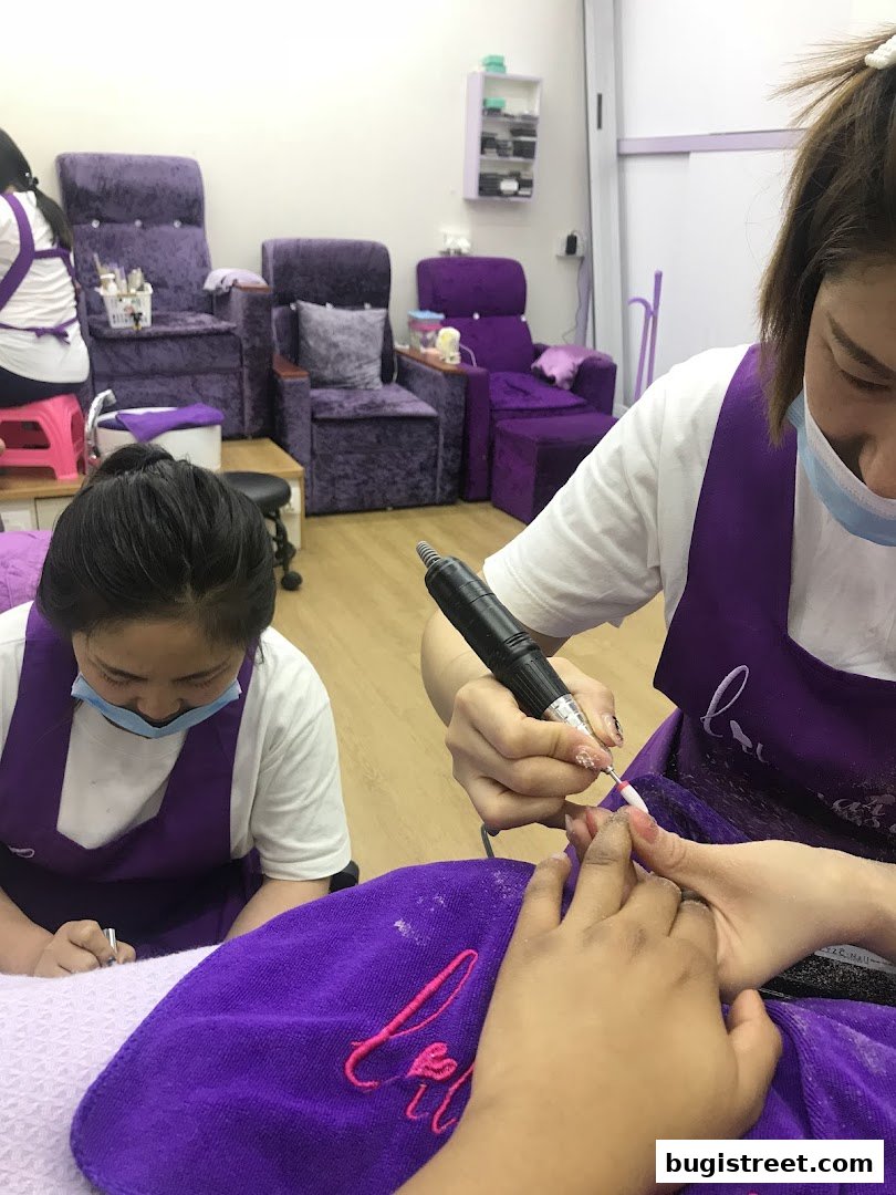 Lily Nails Salon: Expert Nail Care and Pampering