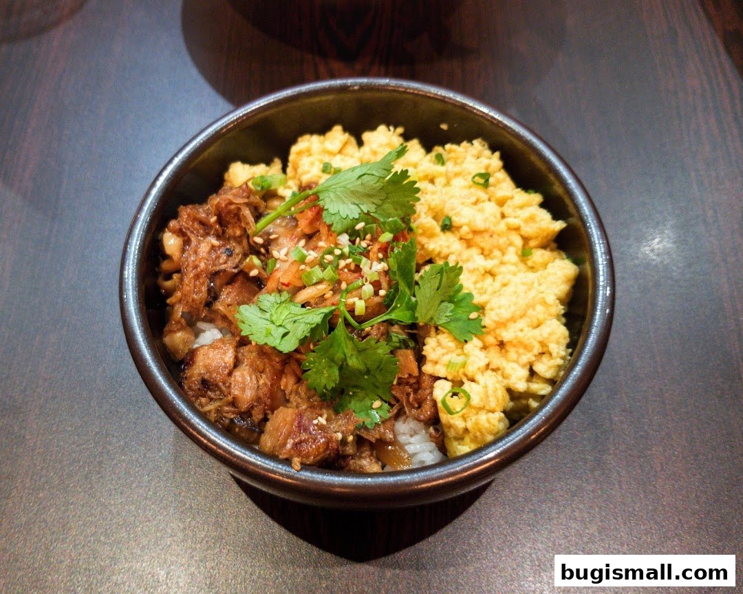 Marutama Ramen: Savory Ramen Bowl Perfection