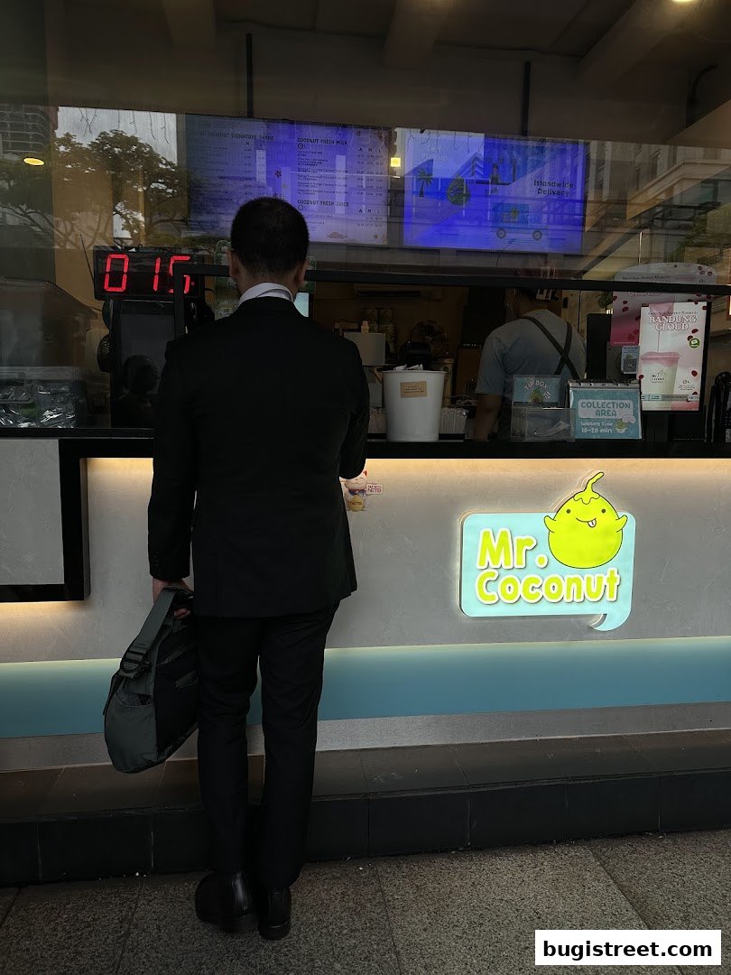 Mr. Coconut: Refreshing Coconut Drinks!