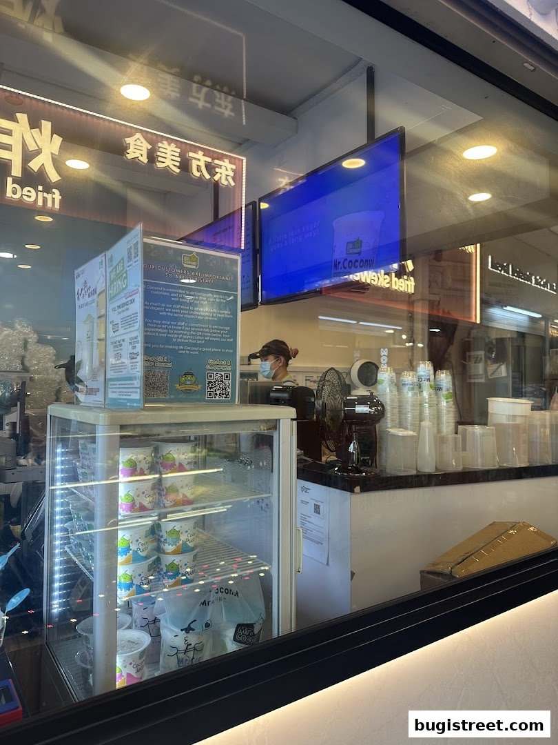 Mr. Coconut: Refreshing Drinks & Great Service!