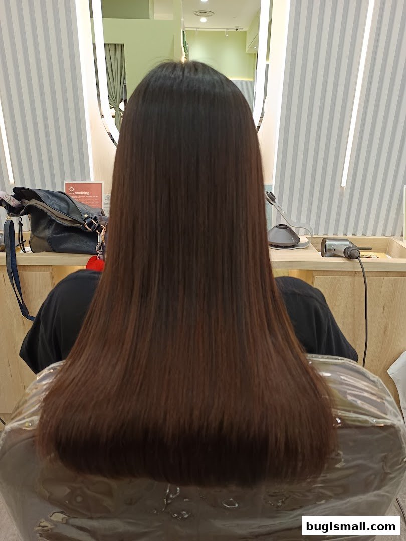 Experience Sleek, Shiny Hair at Organic Way Salon