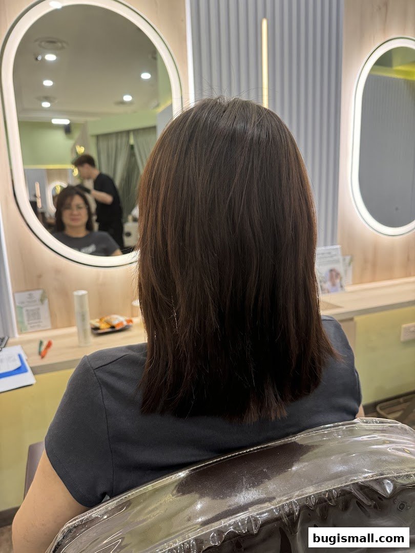 Transform Your Look at Organic Way Salon