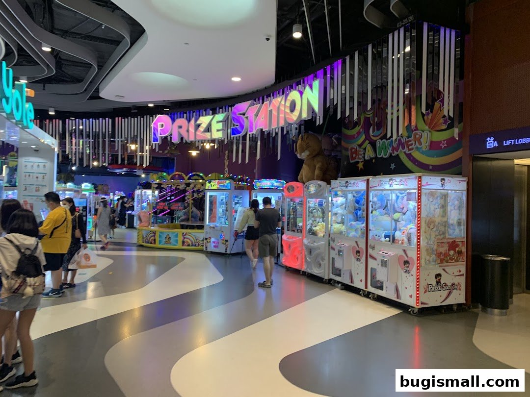Prize Station: Win Big at the Arcade!