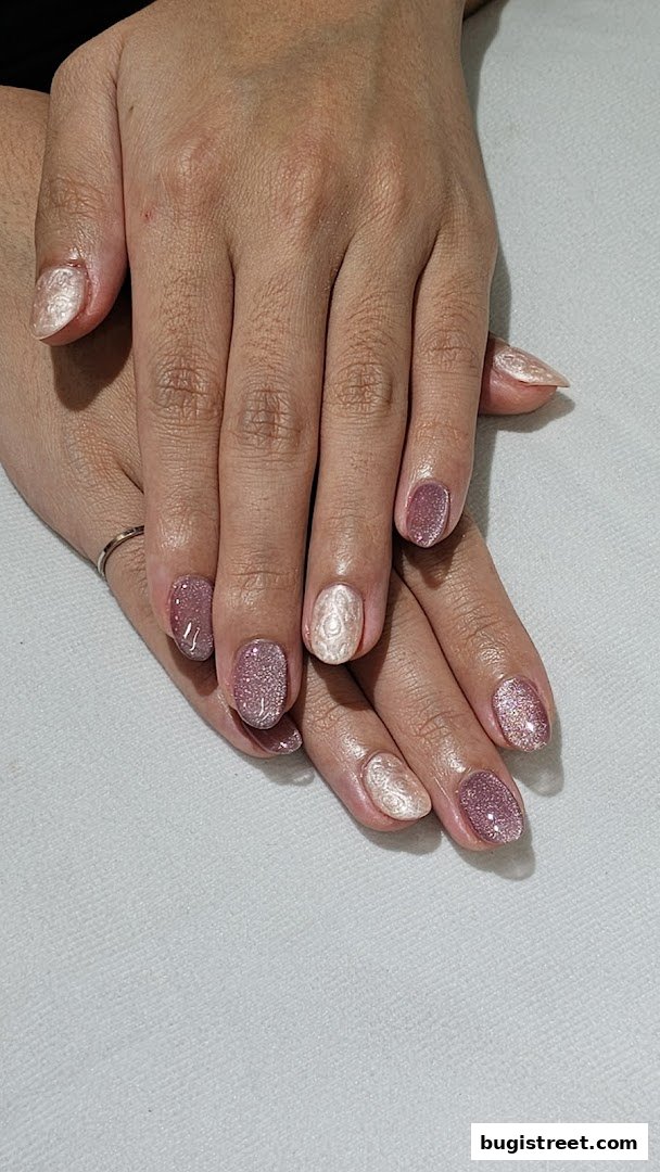 Stunning Nails by Sakura Nails