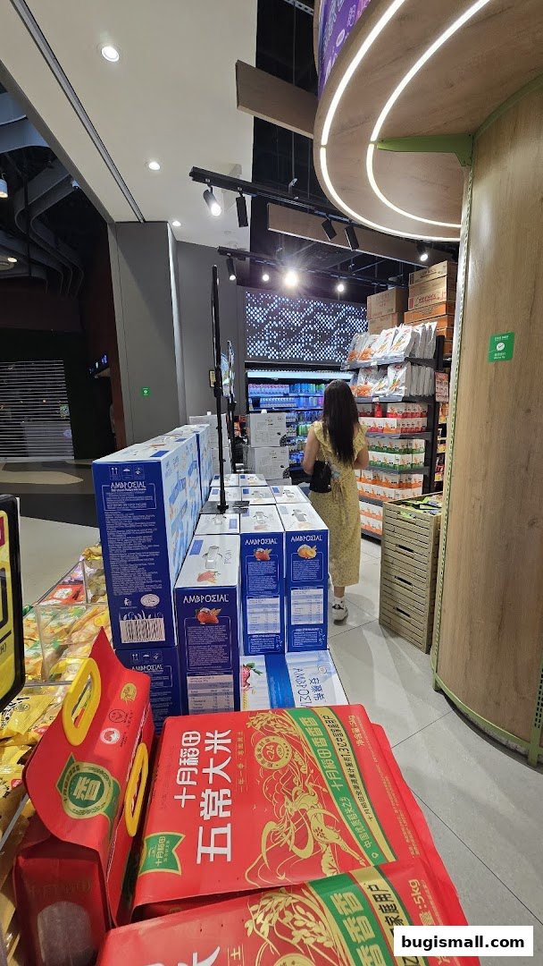 Discover Fresh Groceries at Scarlett Supermarket