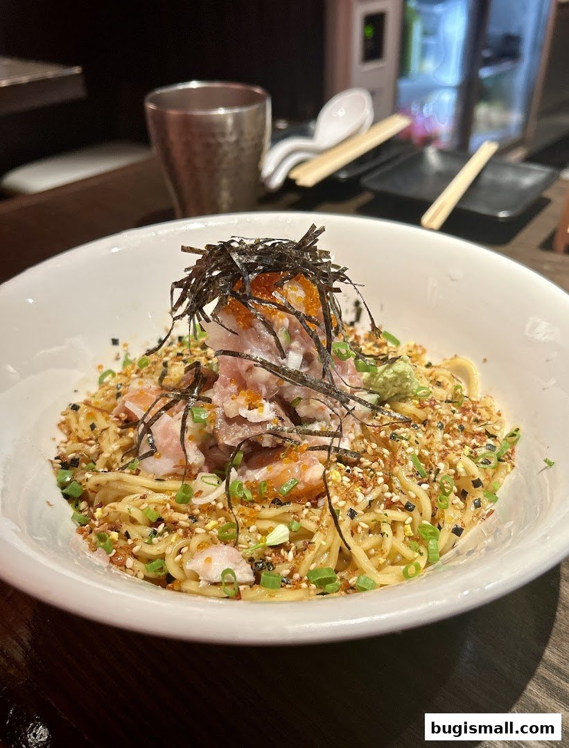 Scrambled Egg Rice Keisuke: Delicious Tuna Ramen Bowl