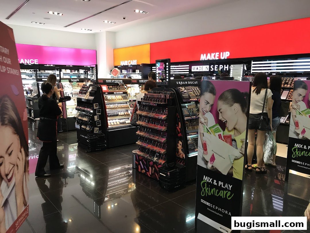 Discover Beauty at Sephora: Makeup & Skincare!