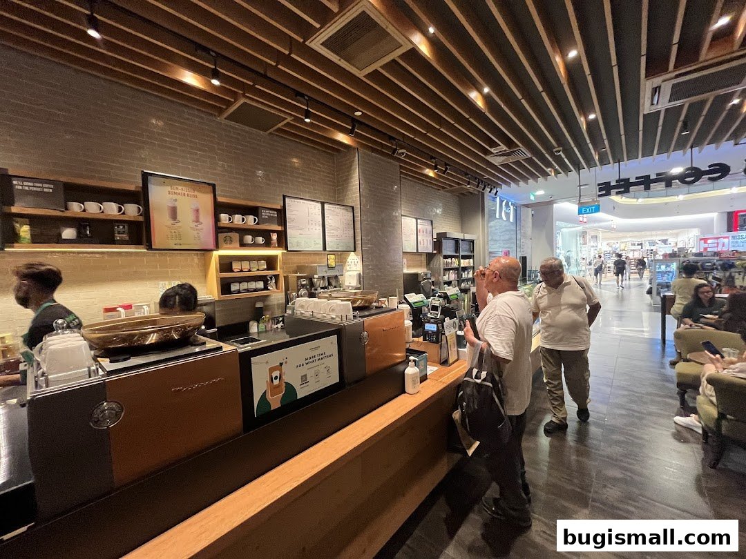 Starbucks Bugis: Your Coffee Oasis