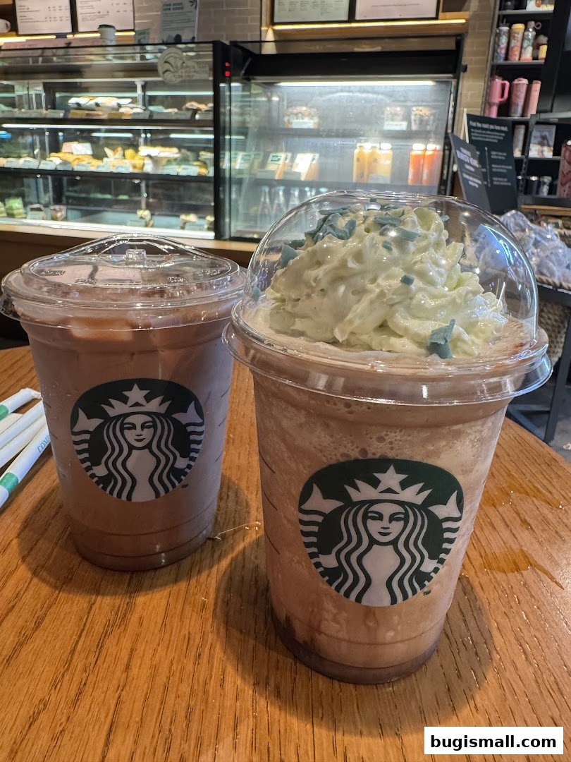 Starbucks Bugis: Delicious Drinks Await!