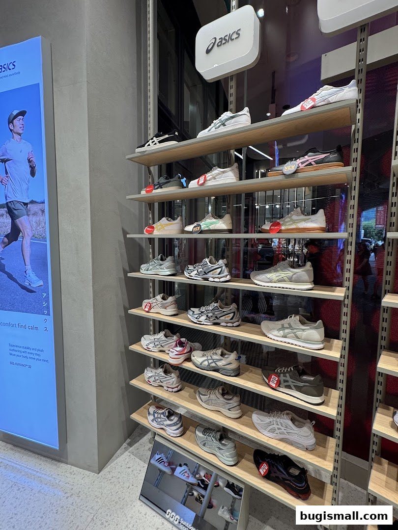 Asics Footwear: Shop the Latest Athletic Shoes